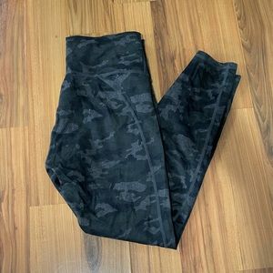 COPY - Fabletics Powerhold Leggings